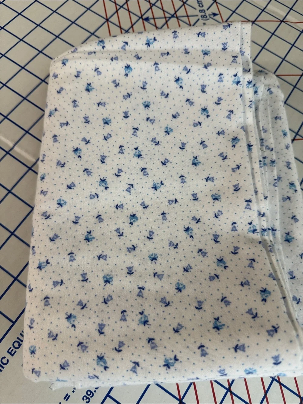 Blue White Tiny Floral Cotton Flannel Fabric Ditsy Print 2 Yards x 44